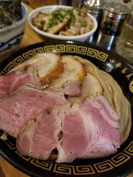 「つけチャーシュー(並)チャーシューごはん」@中華蕎麦うゑずの写真