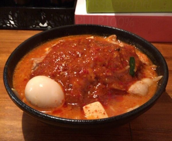 「味玉どて辛めん」@どてちん 習志野店の写真