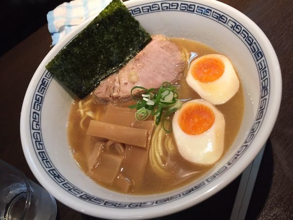 「味玉らーめん」@らーめん はやしの写真