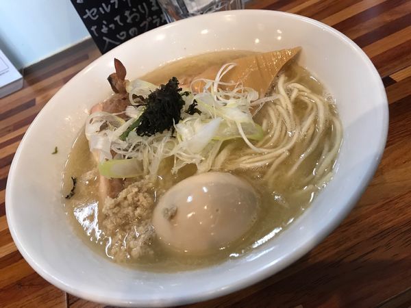 「味玉らーめん銀だら絞り」@鮮魚らーめん 五ノ神水産の写真