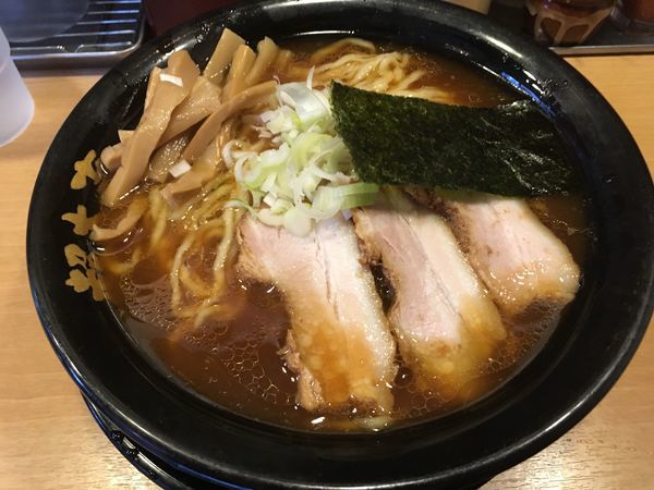 「ラーメン特盛」@天然豚骨醤油 らーめん玉 超大吉 上野店の写真