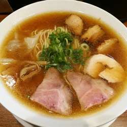 特製醤油らーめん