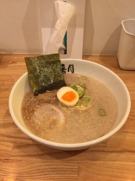 「背脂醤油ラーメン850円」@ら〜めん香月 池尻大橋店の写真