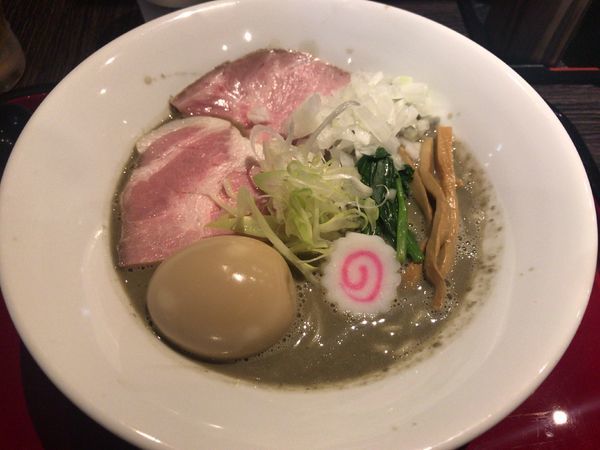 「濃厚煮干しそば」@鶏そば なんきち 東京店の写真