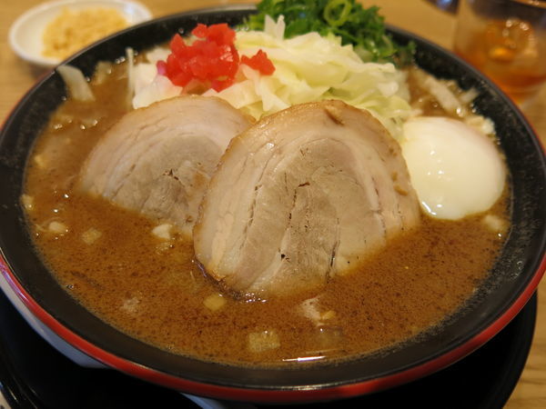 「ソースとんこつ：850円」@一風堂 浜松町スタンドの写真