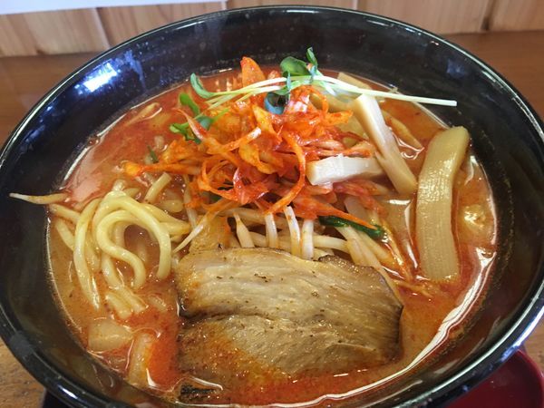 「特製辛味噌ラーメン850円」@麺屋鈴丸の写真