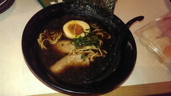 「荒節醤油ラーメン、黒」@はま寿司 町田野津田店の写真