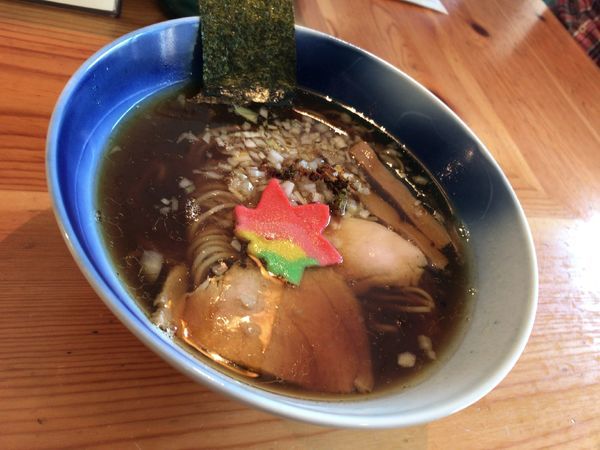 「蛤煮干ソバ　醤油」@麺や渦雷UZURAIの写真