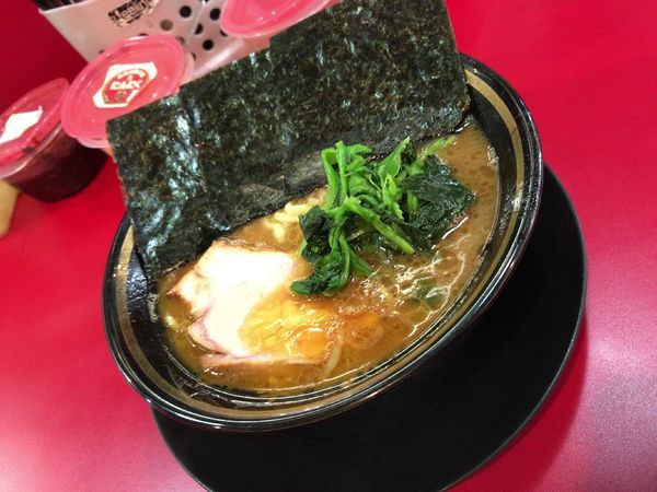 「ラーメン」@家系ラーメン とらきち家の写真