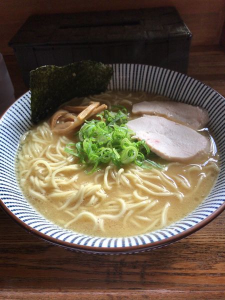 「濃厚鶏白湯ラーメン」@麺屋 金星の写真
