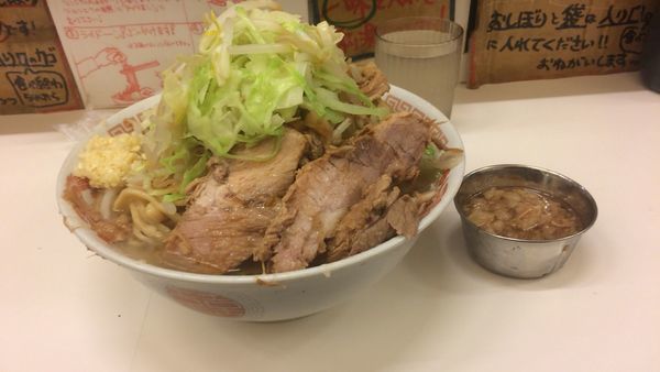 「小ラーメン 300g」@ラーメン荘 歴史を刻め 新栄の写真