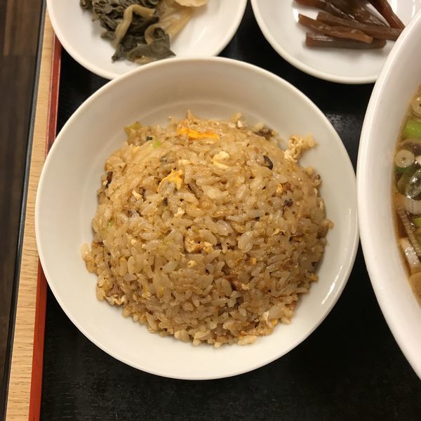 「半チャーハン」@香港飯店の写真