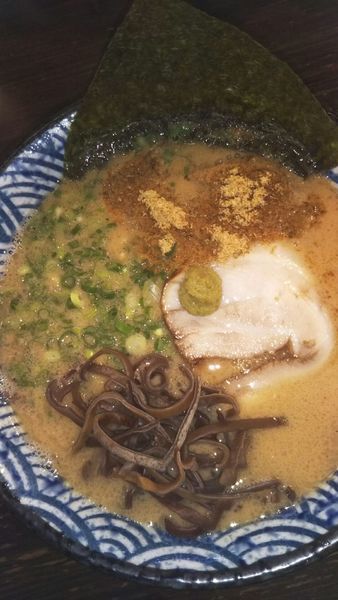 「（神奈川限定）魚介ラーメン　850円」@暖暮 川崎仲見世通店の写真