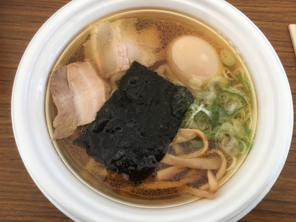 「秋田比内地鶏極太中華そば850円、味玉100円」@東京ラーメンショー 2017の写真