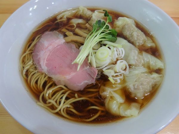 「ワンタン麺　　850円」@中華そば こてつの写真