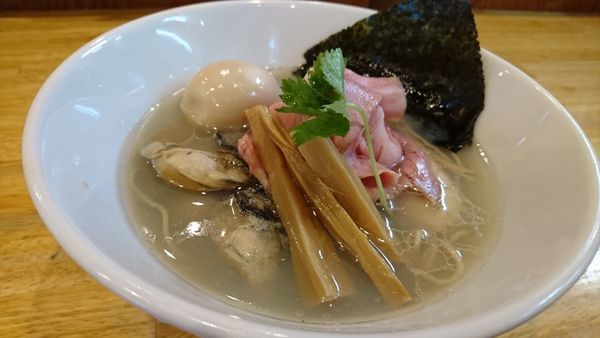 「特製牡蠣そば」@寿製麺よしかわ 坂戸店の写真