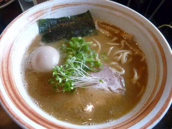 「鶏魚Ｗスープラーメン」@自家製麺 大器の写真