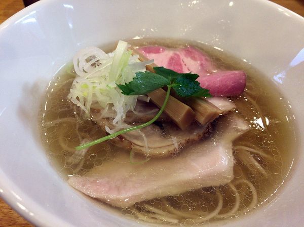 「中華そば塩（780円）」@寿製麺よしかわ 坂戸店の写真