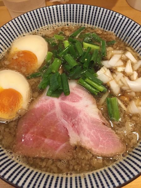 「味玉煮干し醤油ラーメン」@ふく流らーめん 轍 本町本店の写真