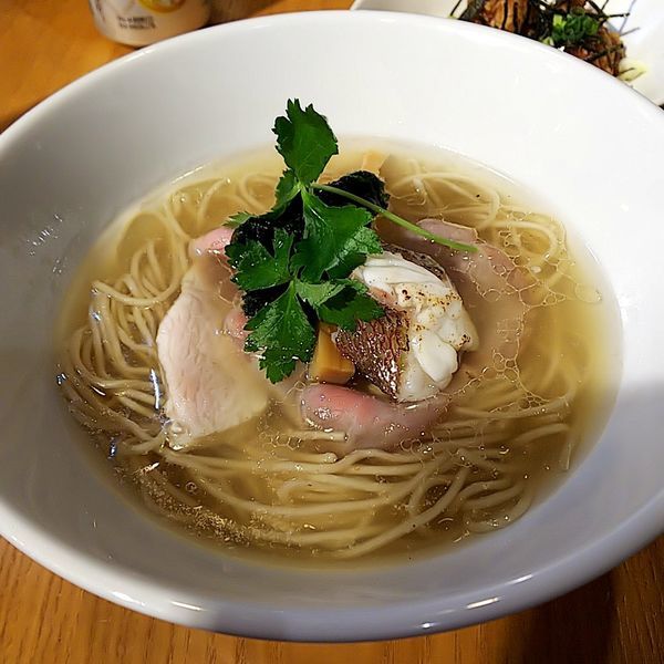 「芳醇真鯛そば」@寿製麺よしかわ 坂戸店の写真