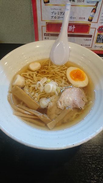「らーめん 650円－100円(ラーパス) チャーハン550円」@めんや仁の写真