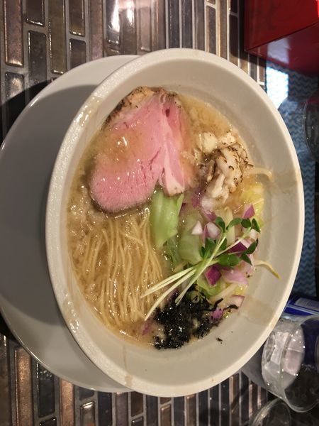 「こってり鯛醤油ラーメン」@noodles kitchen GUNNERS 新丸子店の写真