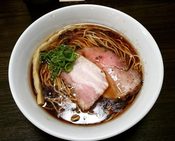 「醤油らーめん 680円＋キーマごはん120円＋替え玉」@かしわぎの写真