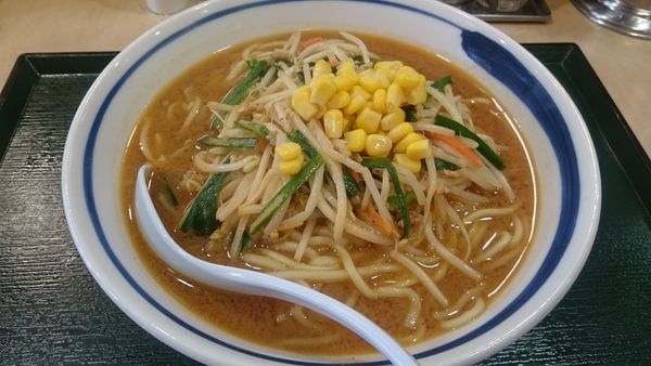 「味噌ラーメン（590円）」@中華東秀 武蔵新城店の写真