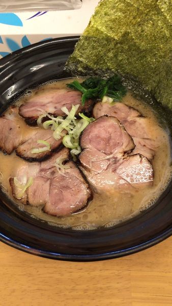 「チャーシュー麺」@味王 阪東橋店の写真