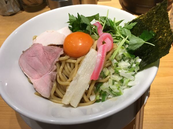 「濃厚卵のまぜSOBA」@Ginza Noodles むぎとオリーブの写真