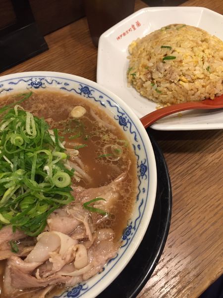 「ラーメン 焼飯セット」@神戸南京町皇蘭の写真