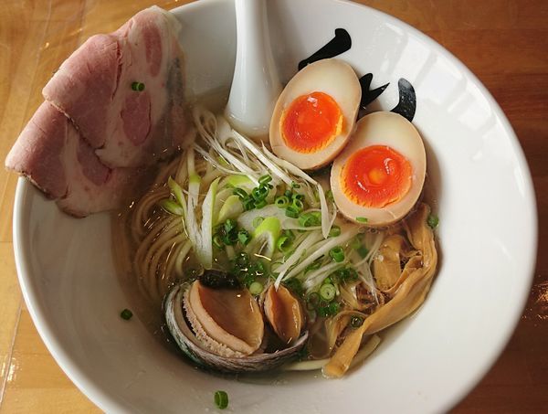 「貝だしラーメン 塩＋味玉」@貝だしラーメン 黒船SECONDの写真
