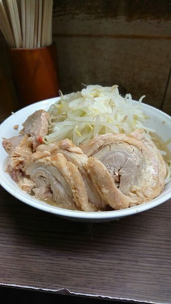 「大豚　ニンニク少し野菜辛め　840円」@ラーメン二郎 横浜関内店の写真