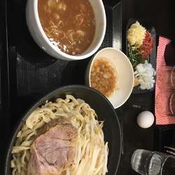 どろつけ麺 中
