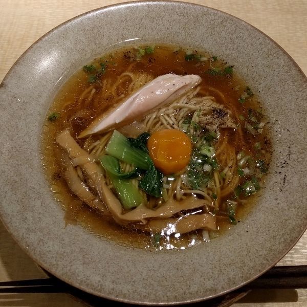 「下総醤油拉麺」@ヌイユの写真