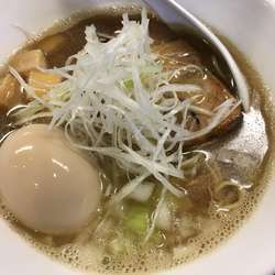 煮干し中華そばNORMAL＋半替え玉＋煮玉子900