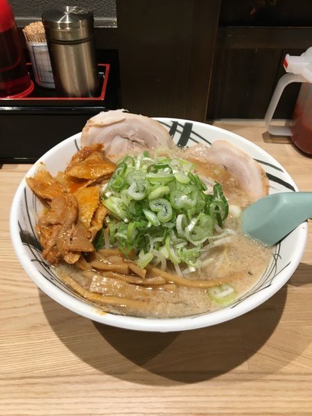 「しょうゆ辛肉ラーメン」@麺将 ケン暴の写真