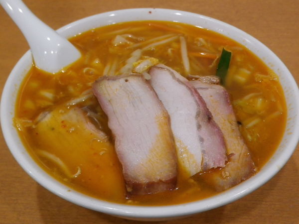 「ミソチャーシューメン」@玉泉亭 横浜ポルタ店の写真