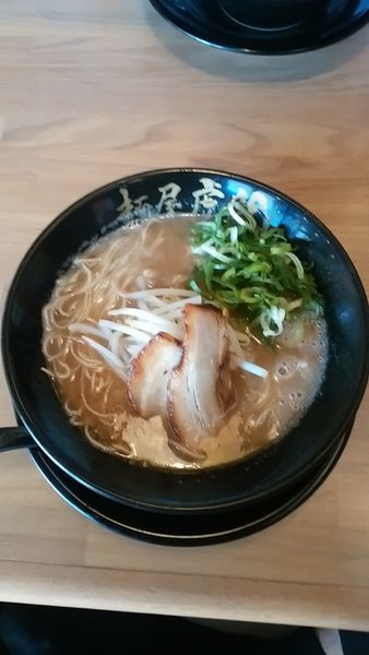 「とんこつラーメン 700円」@麺屋 虎龍の写真
