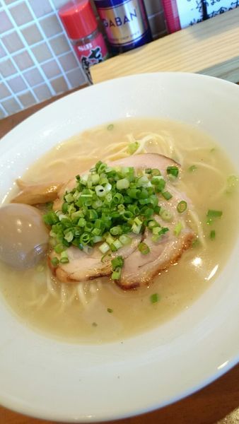 「貝白湯ＳＯＢＡ  850円」@らーめんキッチン いいづかの写真