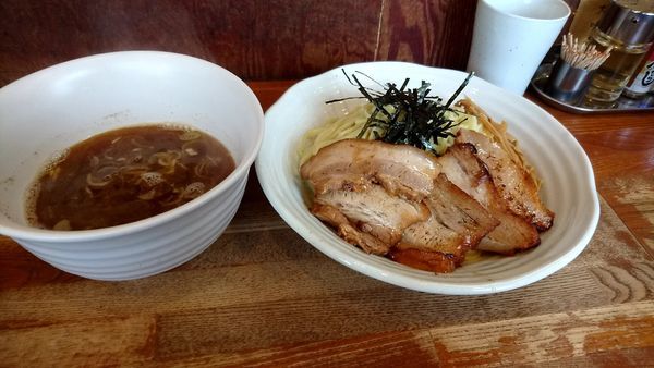 「醤油バラつけ麺」@麺や 八雲の写真
