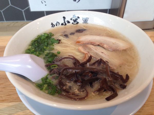 「ラーメン + 半チャーハン」@豚骨麺 あの小宮の写真