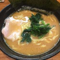 ラーメン半チャーハンセット、硬め濃いめ