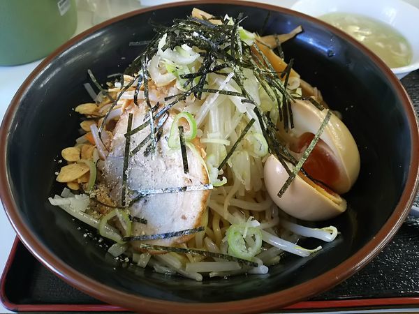 「油そば　（大盛り：サービス券）」@くるまやラーメン 松本渚店の写真