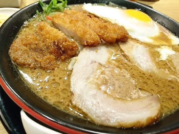 「とんかつソースとんこつ」@一風堂 浜松町スタンドの写真