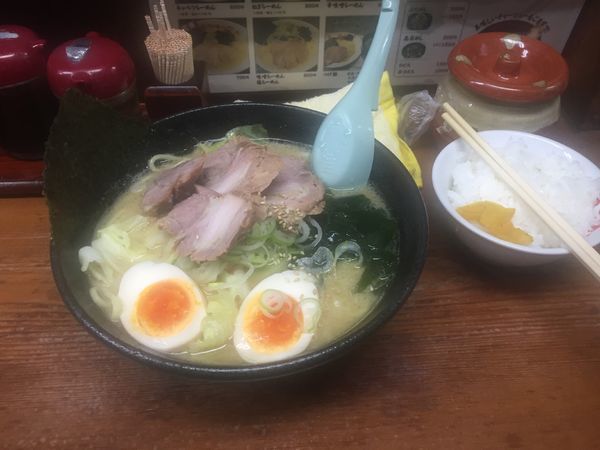 「さつまっこラーメン」@さつまっこ 田園調布店の写真