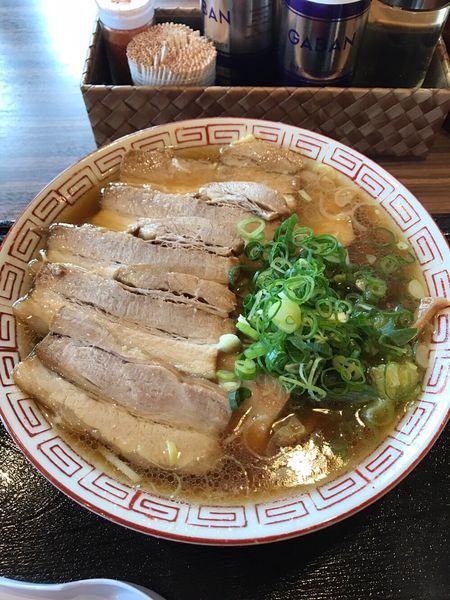 「肉盛りわだそば」@わだ屋の写真