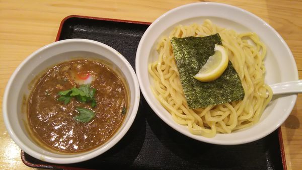 「濃厚煮干しつけ麺(大盛)」@つけめん 蕾 本家の写真