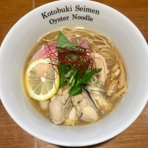 「牡蠣そば ￥880」@寿製麺よしかわ 川越店の写真