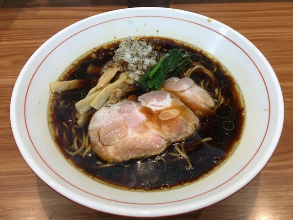 「漆黒醤油ら～麺」@ら〜麺 安至の写真